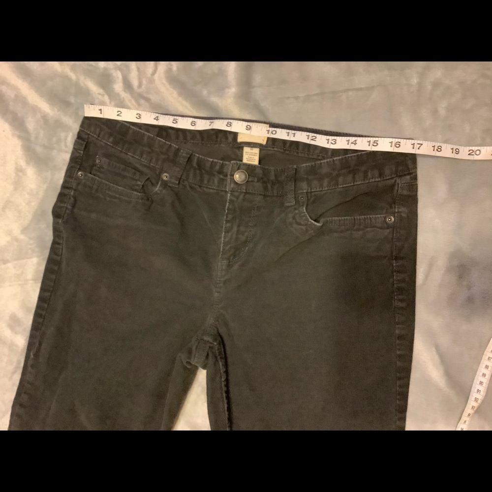 Pants - Picture 3 of 8